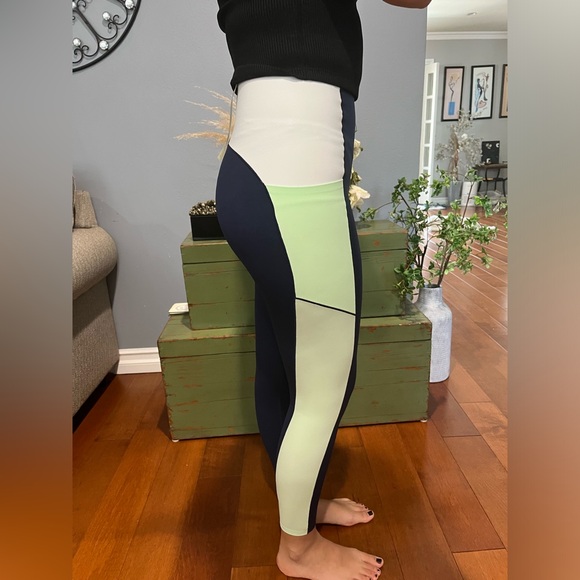 Sweaty Betty legging - Picture 2 of 7